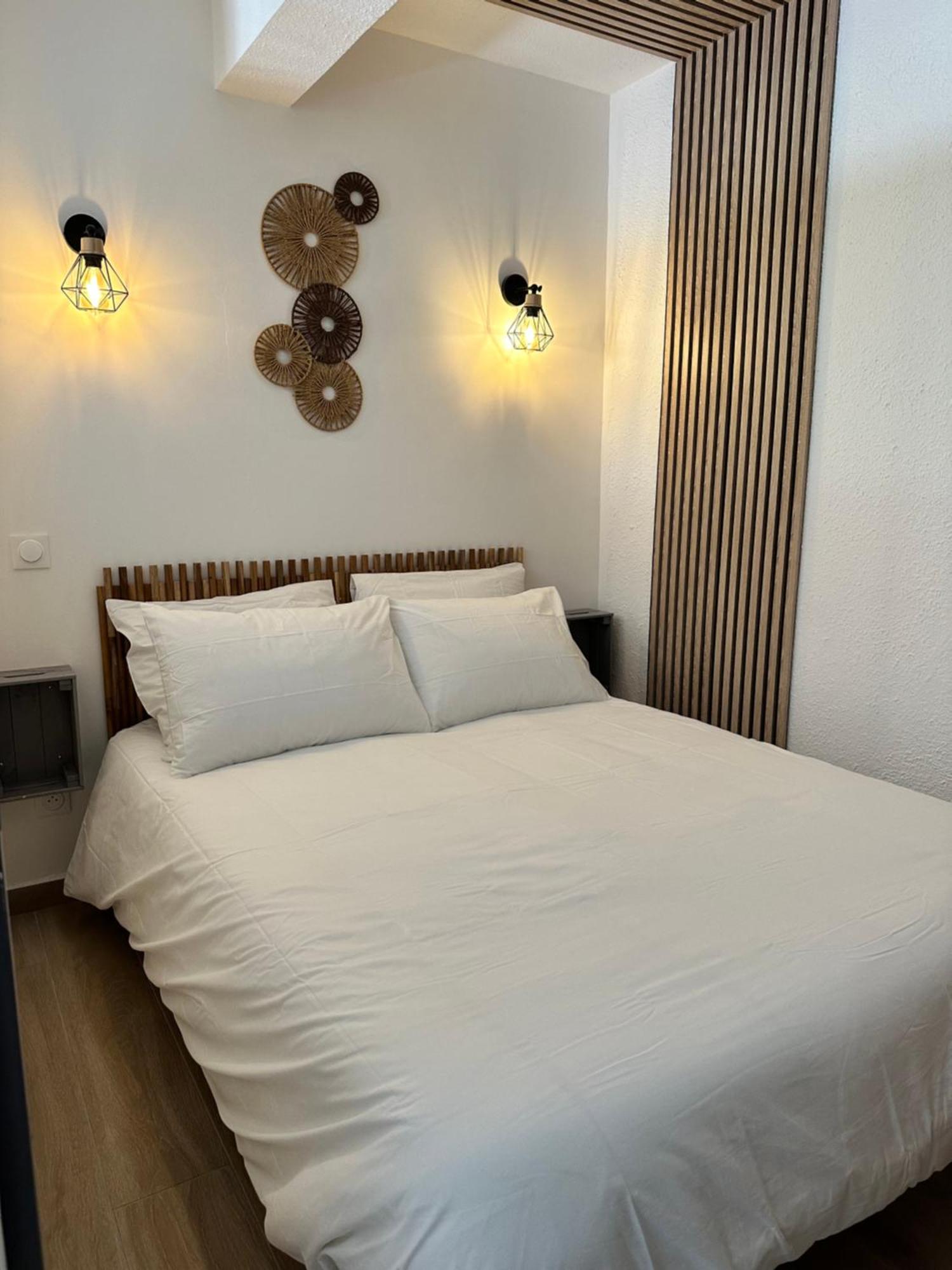 Appartement Climatise Avec Chambre Et Parking Privatif Locations Vld Camargue Saintes-Maries-de-la-Mer Eksteriør billede