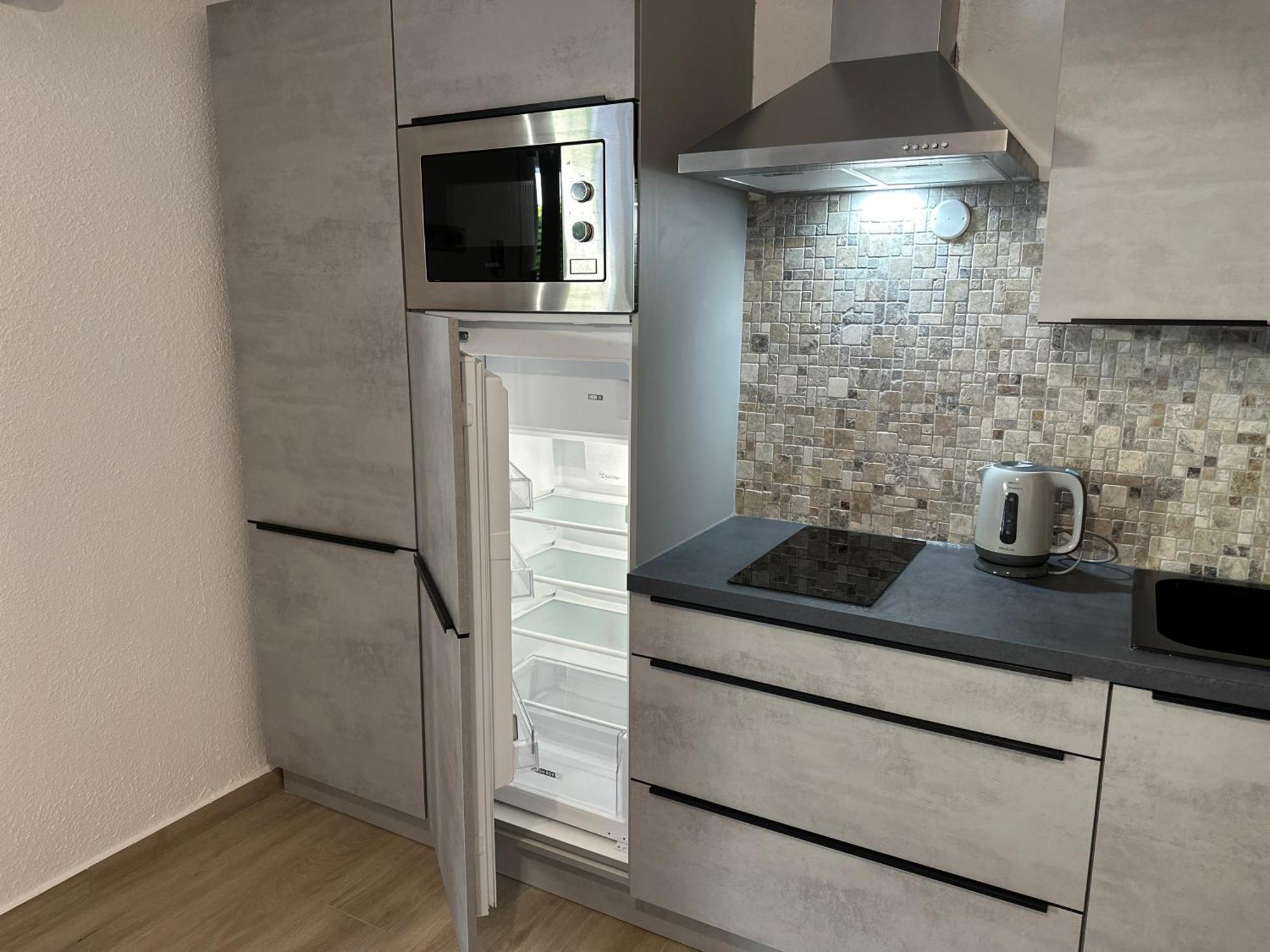 Appartement Climatise Avec Chambre Et Parking Privatif Locations Vld Camargue Saintes-Maries-de-la-Mer Eksteriør billede